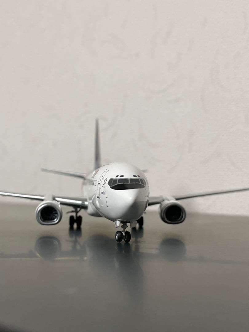 THAI 航空Boeing 737-407