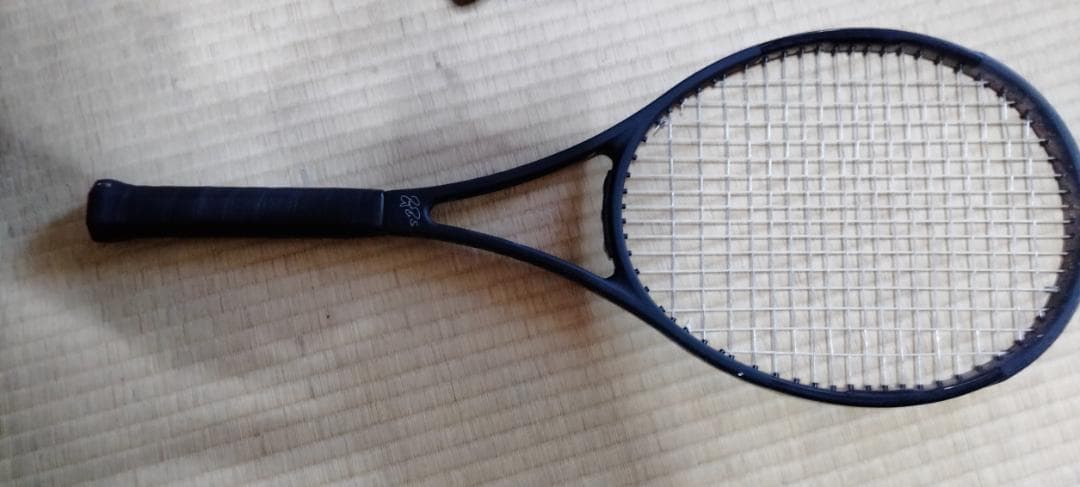 Wilson PRO STAFF RF 2017 グリップ２ スイス国旗あり