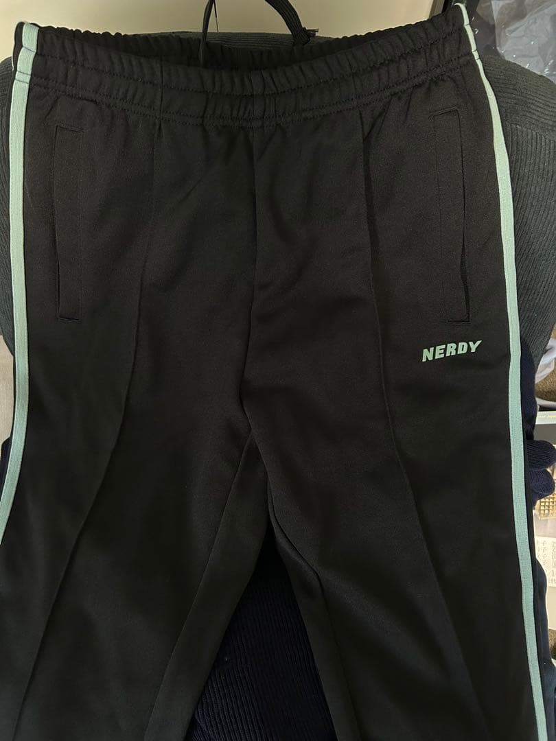 NERDY トラックジャケット上下