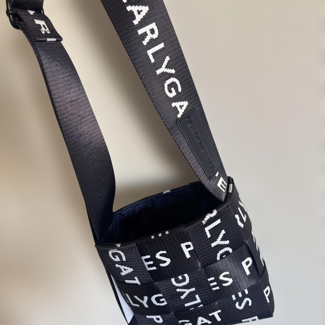 新品タグ付きPEARLY GATES ネイビー ショルダーバッグ