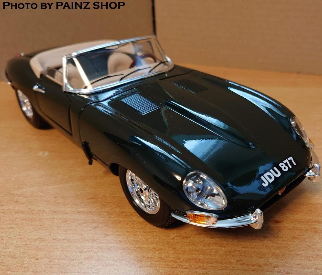1/18 ジャガーEタイプ カブリオレ1961 ブリティッシュグリーン
