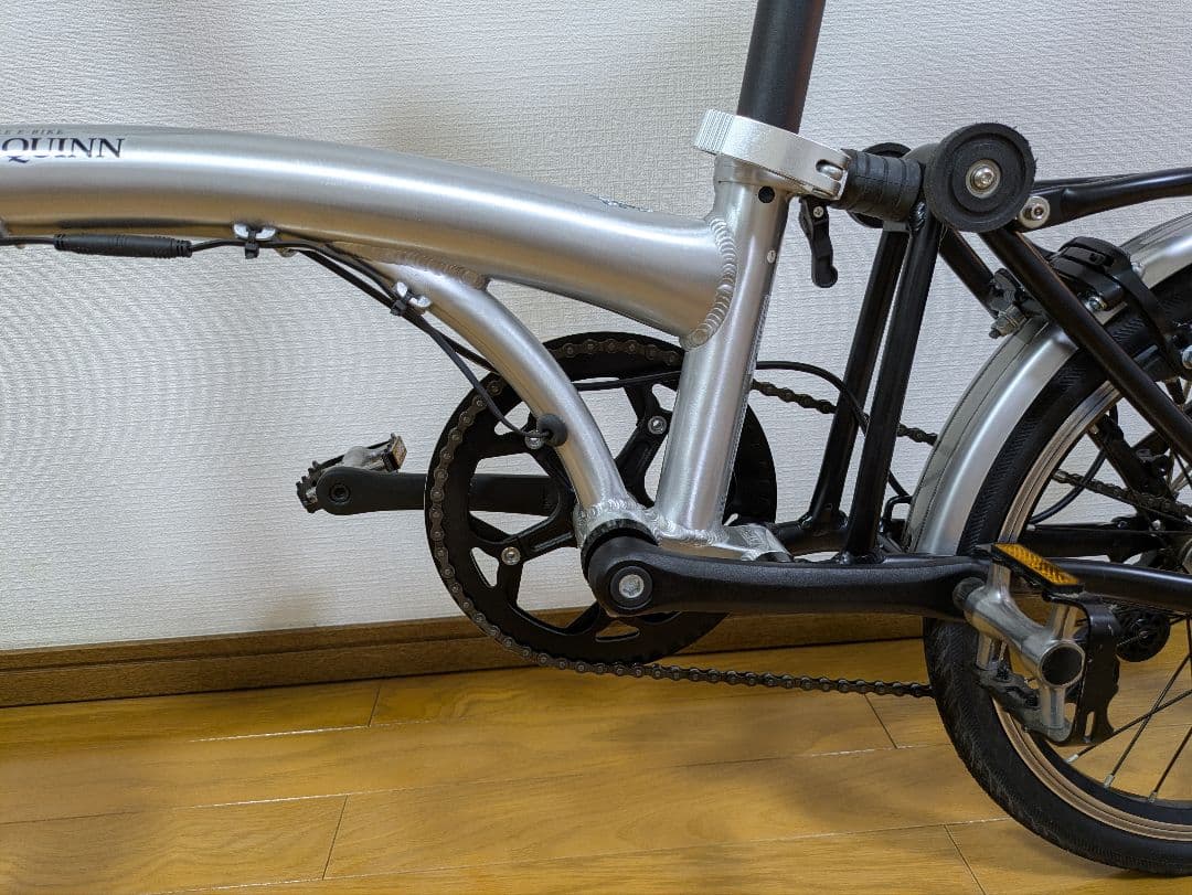HARRY QUINN ハリークイン 折り畳み電動アシスト自転車 スターシルバー