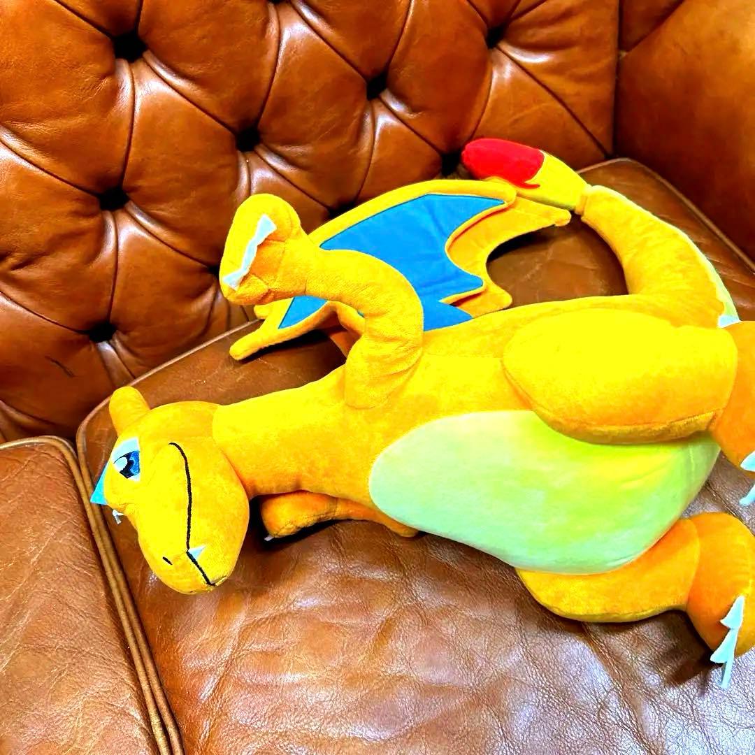 ポケモン　めちゃでかリザードン ぬいぐるみ 特大　オレンジ