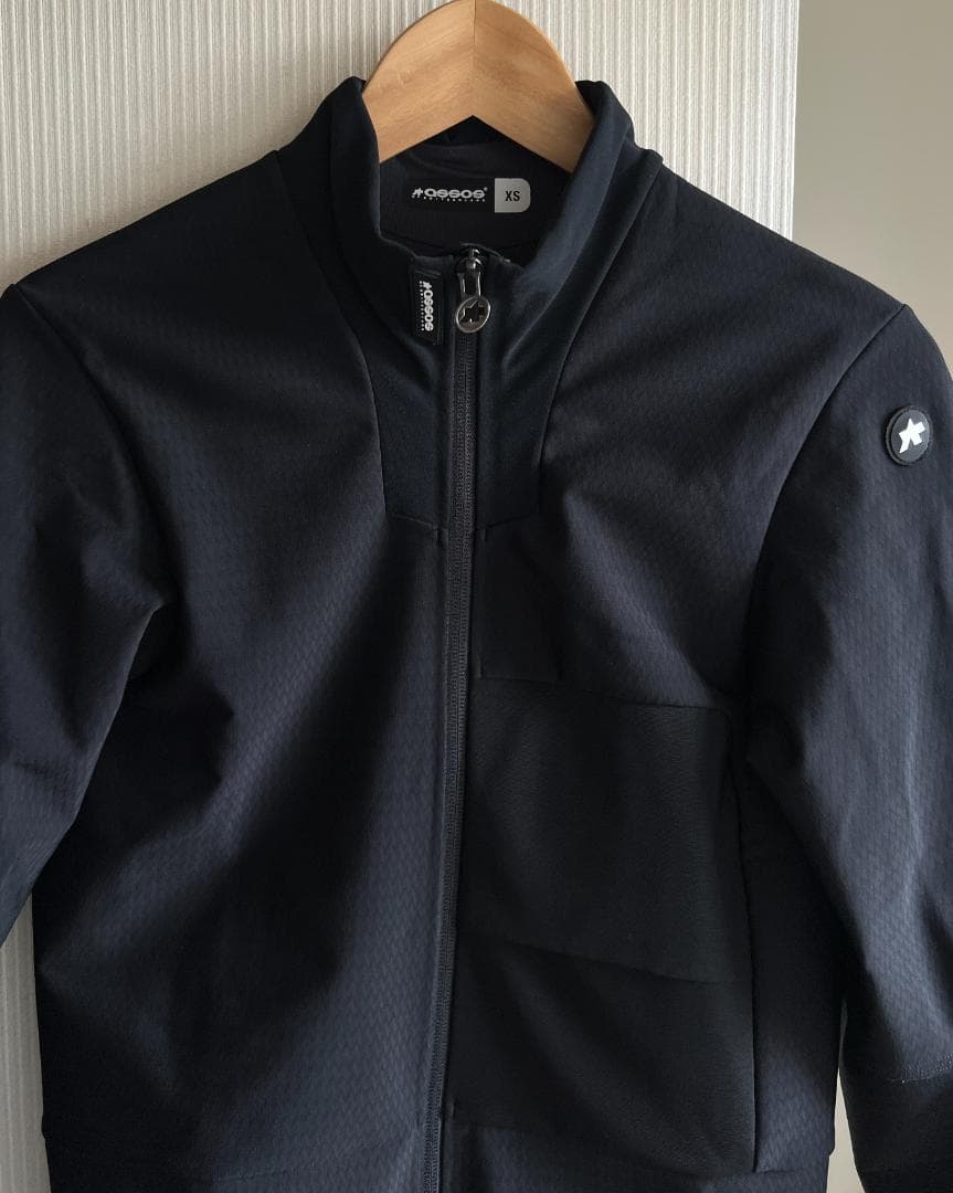 ASSOS 2023年モデル レーシングフィット 冬用ジャケット / XSサイズ
