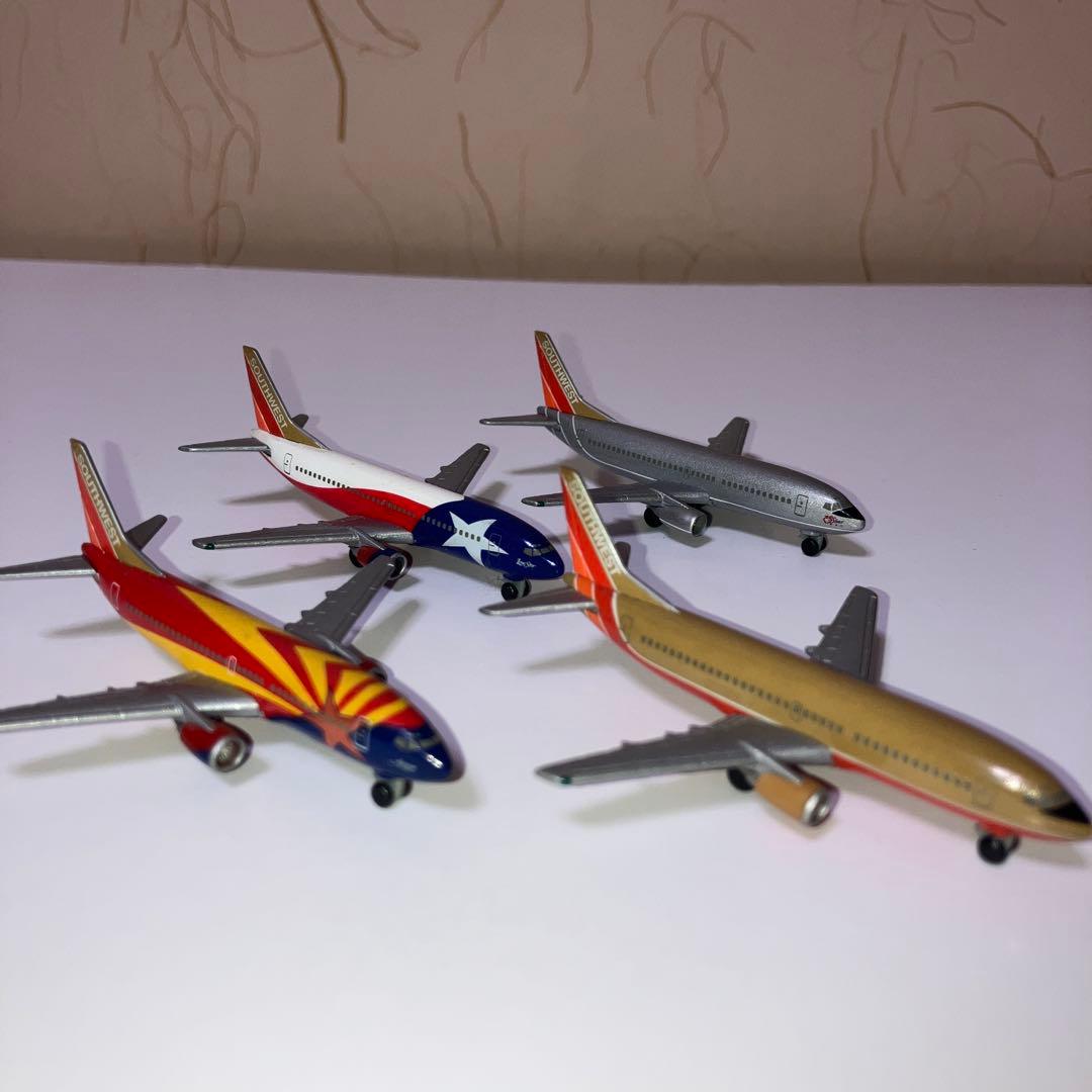 【4機セット】サウスウエスト航空 B737-300 ヘルパウィングス1/500