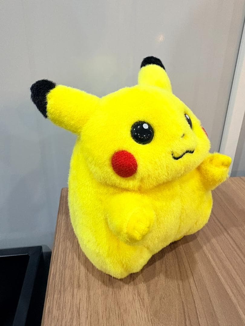 【美品】初期ピカチュウ TOMY ぬいぐるみ ポケモン