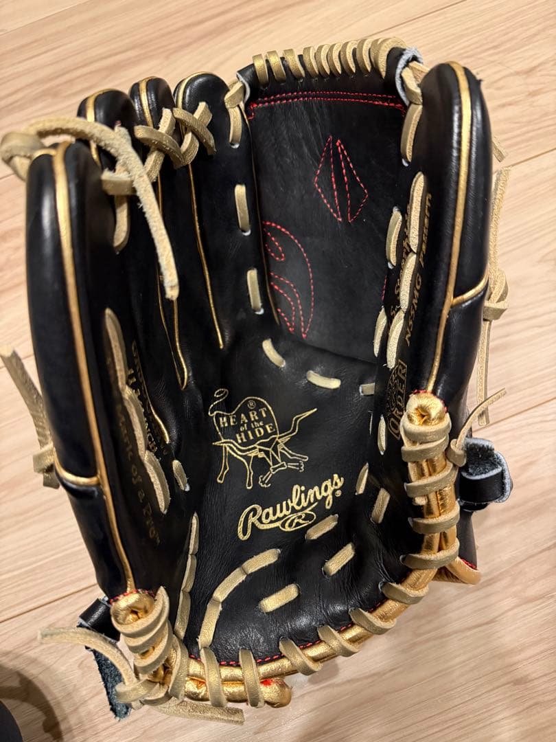 【限定仕様】ローリングス 山﨑康晃モデル 左投手用 軟式グラブ ウィザード02