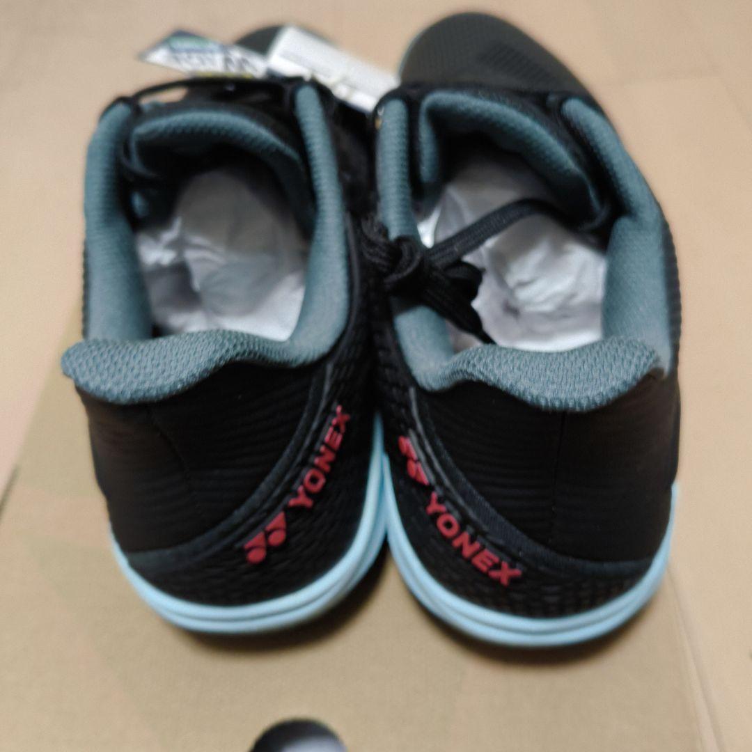 YONEX アドアクセル　26.5
