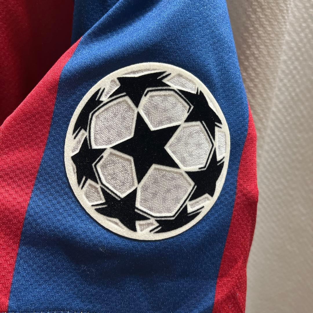 シャビ ユニフォームcl決勝パッチ付き FC Barcelona 2011