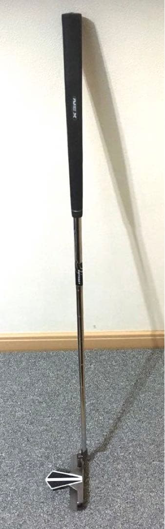 Odyssey WHITE ICE D.A.R.T. BLADE パター