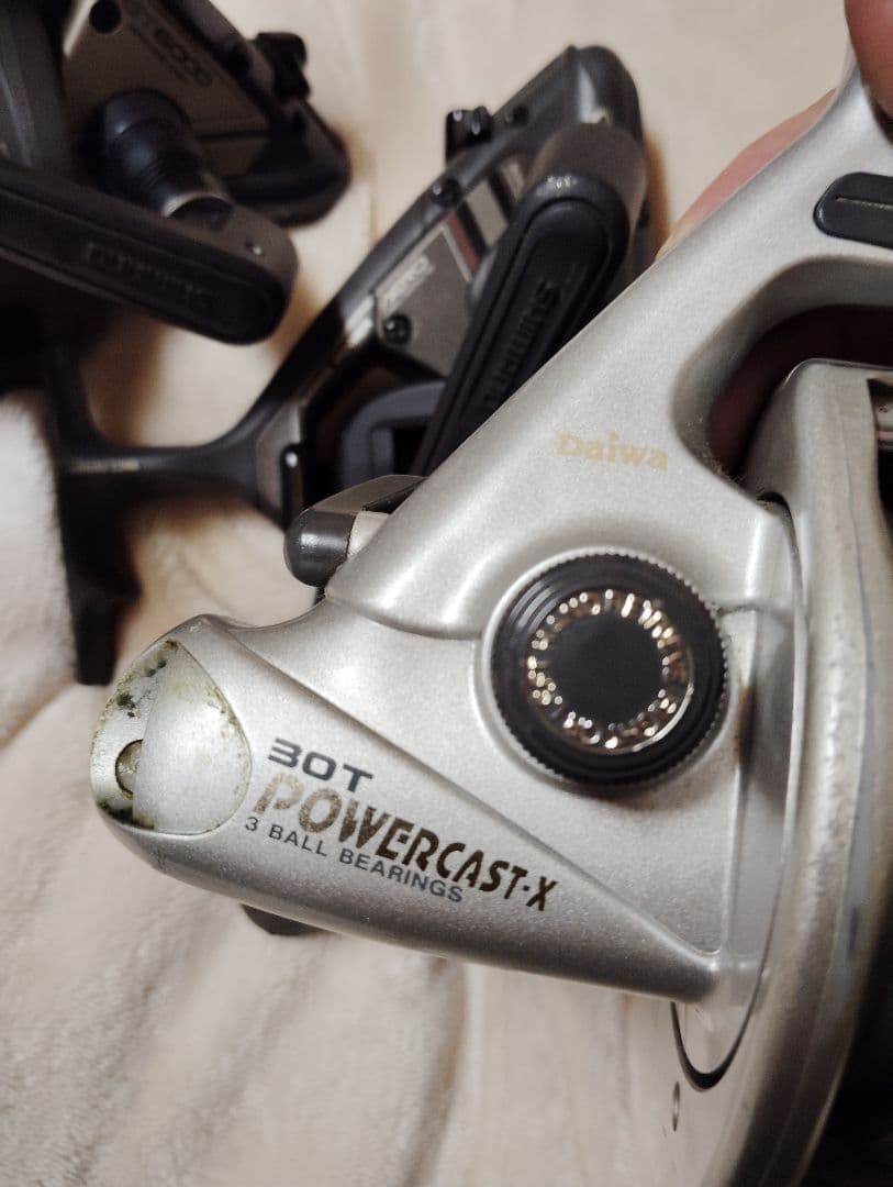 SHIMANO GT6000 2台　DAIWA POWERCAST-X