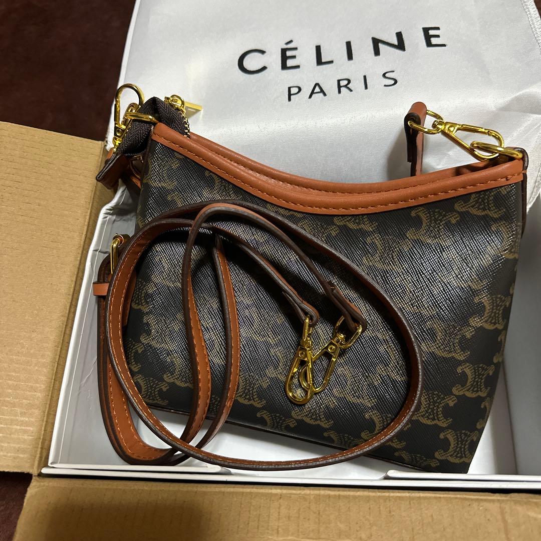 CÉLINE NOVELTYショルダーバッグ ブラウン/ベージュ