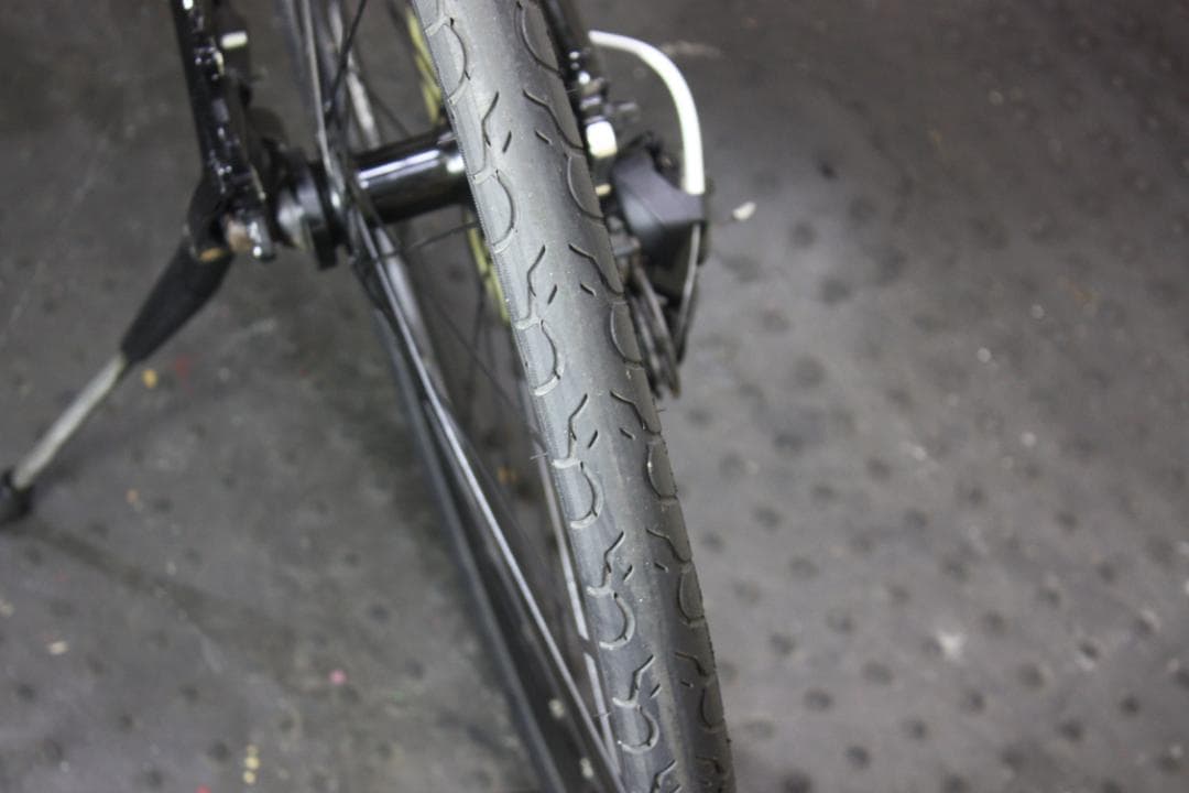 GIANT GLIDE R3 700C アルミ 24速 500mm クロスバイク