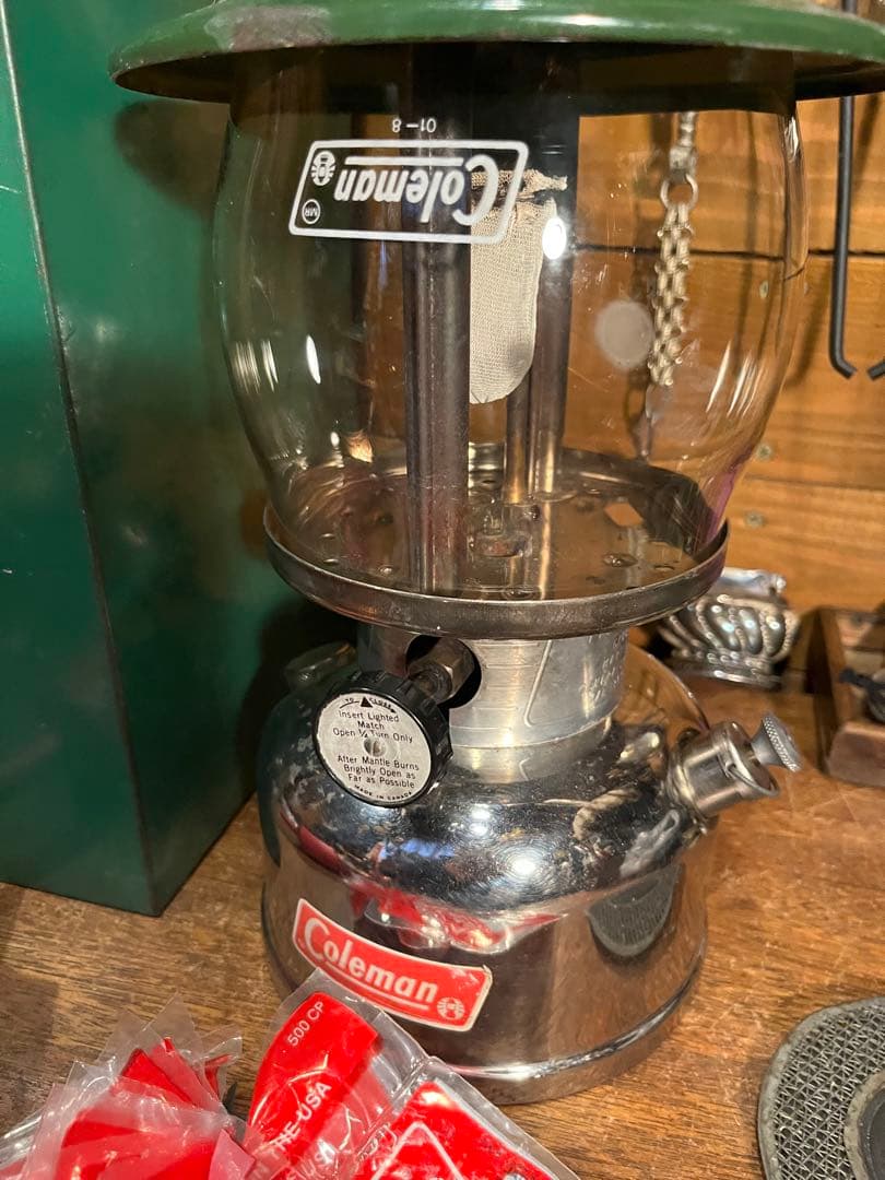 ヴィンテージ　コールマン635ランタン　ケース　付属品付き　　76 2