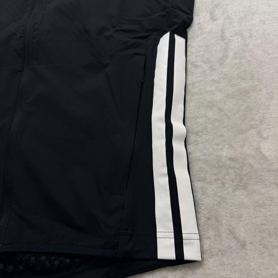 Mサイズ 新品 adidas ADIZERO ランニング ベスト