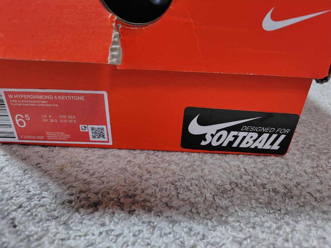 【値下げ】【未使用　海外モデル】Nike Zoom スパイクシューズ 　23.5