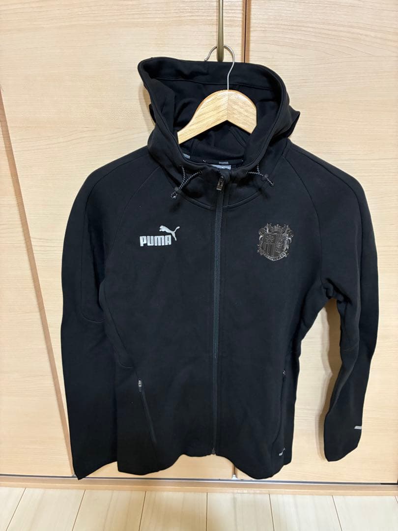 セレッソ大阪　移動着　PUMA パーカー　上下セット　新品未使用ズボン