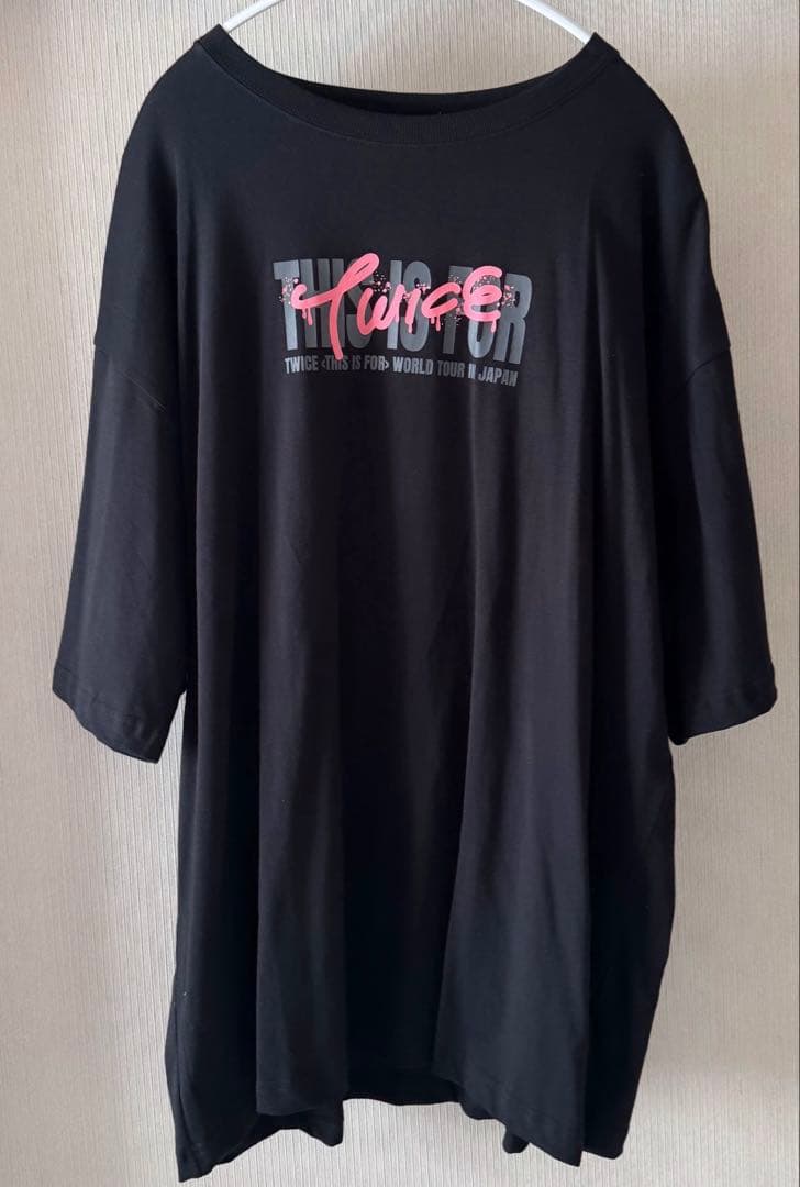未使用 TWICE THIS IS FOR Tシャツ MOMO