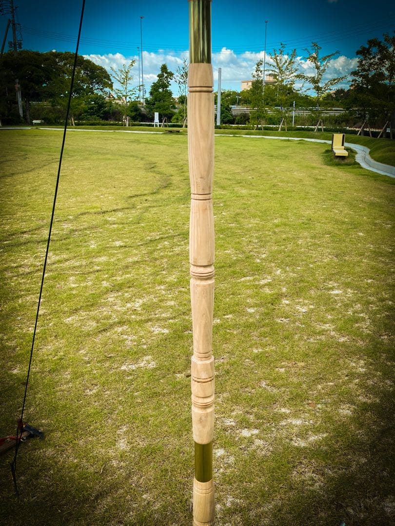 ウッドポール210㎝ボルト固定式ブラスパイプ仕様3本継2本1セット全体飾彫り