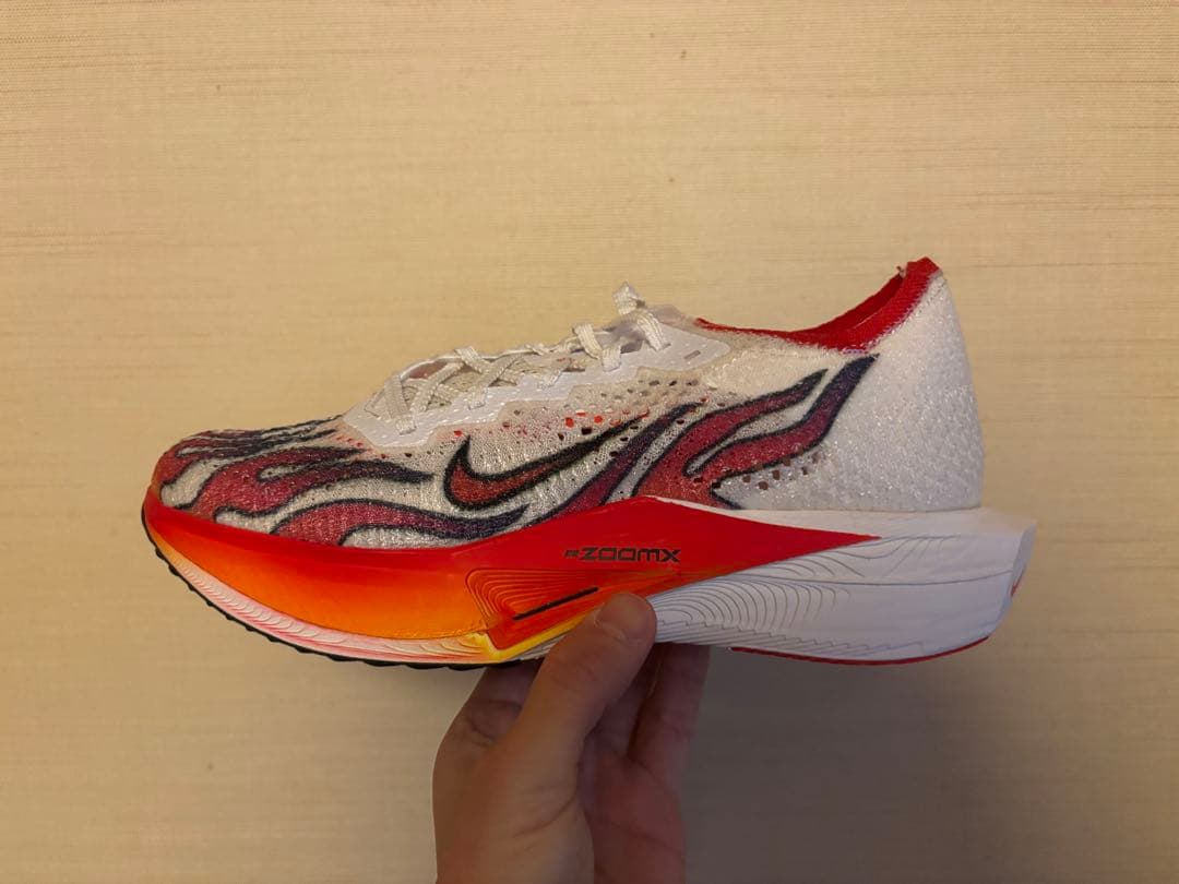 Nike ZoomX ヴェイパーフライ3next%/駅伝限定モデル