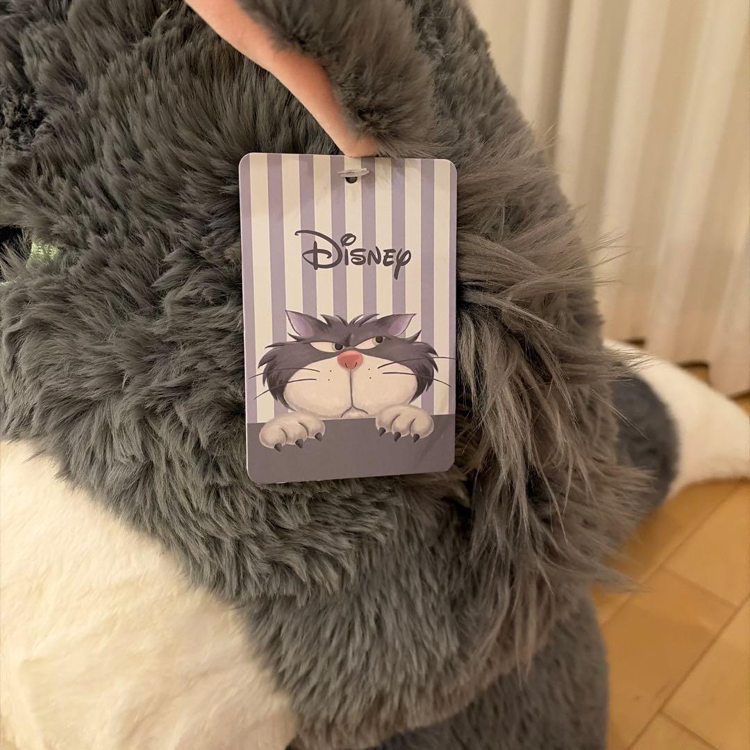 Disney！ルシファー！新品、ビックぬいぐるみ！
