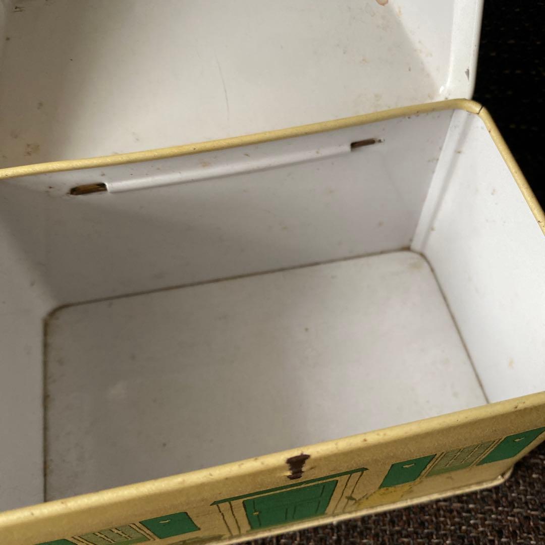 昭和レトロ　サンリオレトロ　ザシキブタ　1984缶ケース　当時物