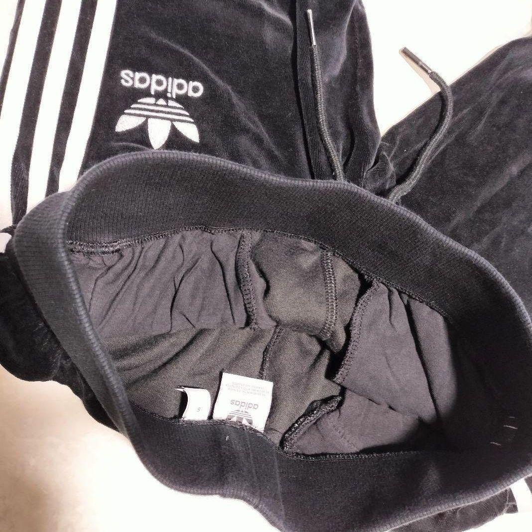 ★【人気】アディダス　トラックパンツ　ジャージ　ベロア　レディース　S