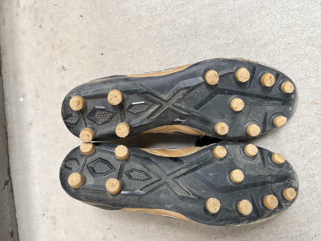 hummel ヴォラート PRO ゴールド×ブラック　27.5cm