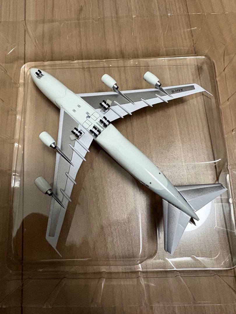 航空機・ヘリコプター Cathay Pacific Cargo B747-200 1:400
