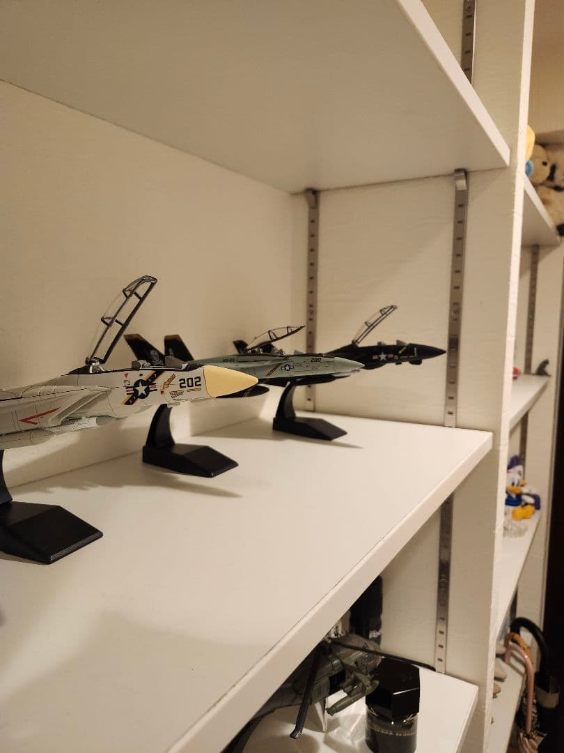航空機モデルセット F-14 F/A-18 F-14アグレッサー機　27分1