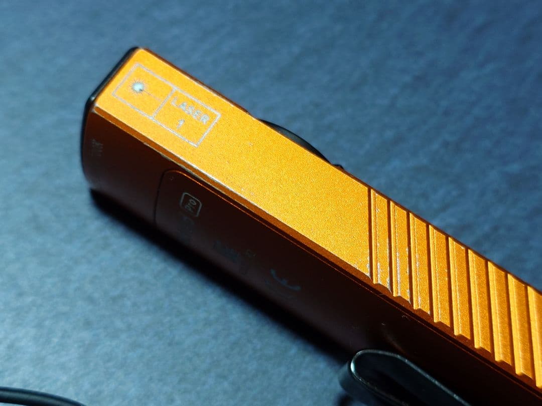 OLIGHT arkfeld pro オレンジ