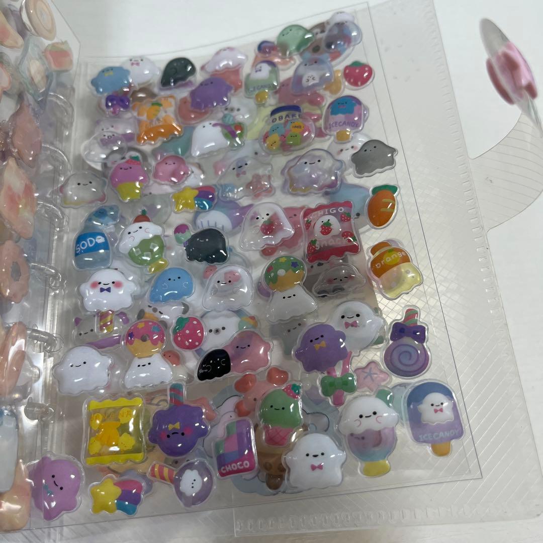 シール帳 完成品 ボンボンドロップシール サンリオ ベイマックス たまごっち