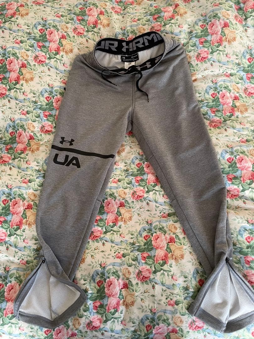 美品 Under Armour セットアップコールドギヤー