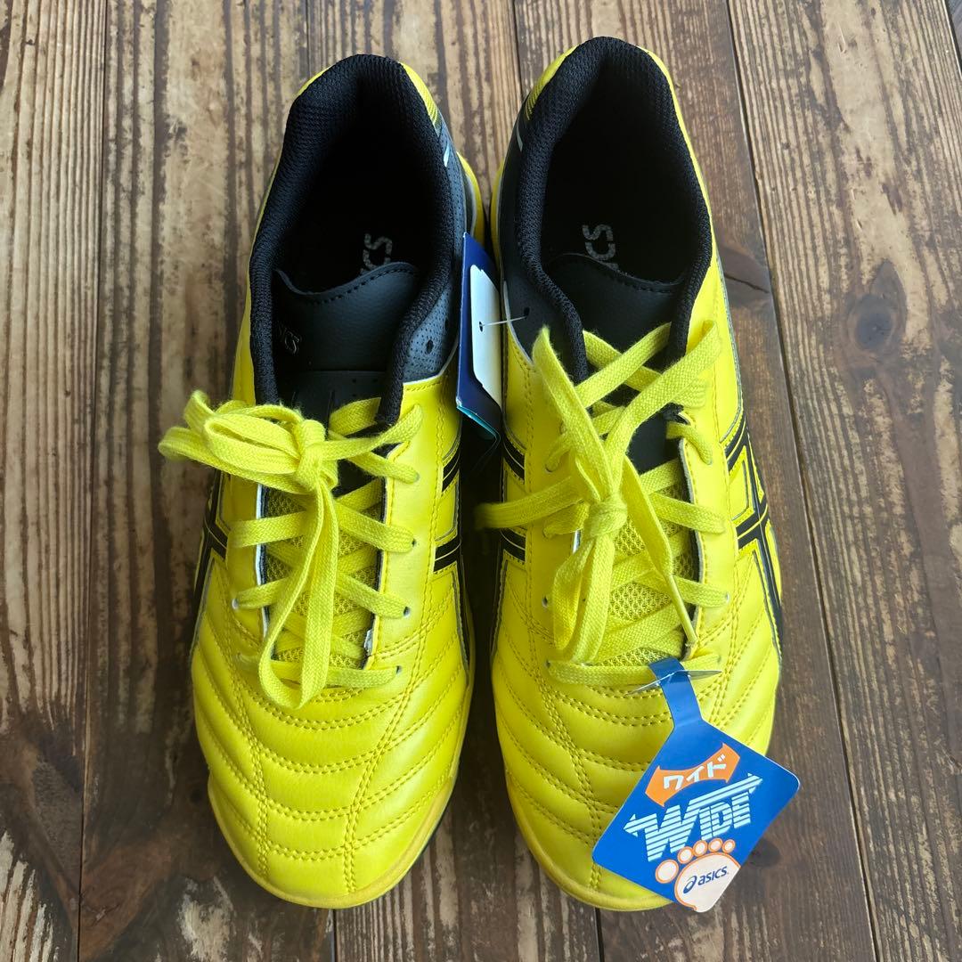 サッカートレーニングシューズ　asics 25.0cm ワイドタイプ