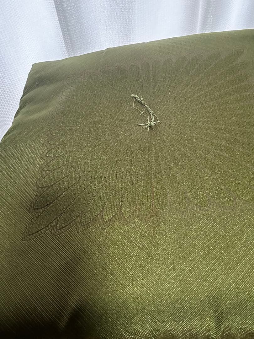 み*ず様 オリーブグリーン刺繍入り座布団8枚セット