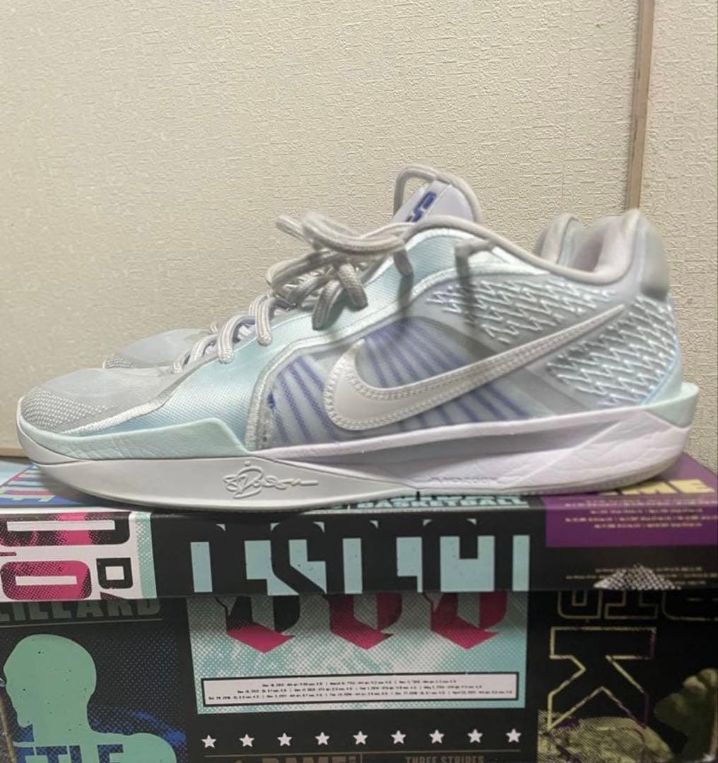 NIKE サブリナ2