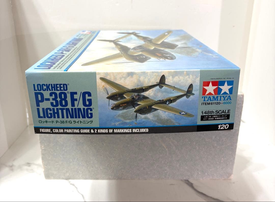 新品　タミヤ 1/48 ロッキード P-38 F/G ライトニング プラモデル