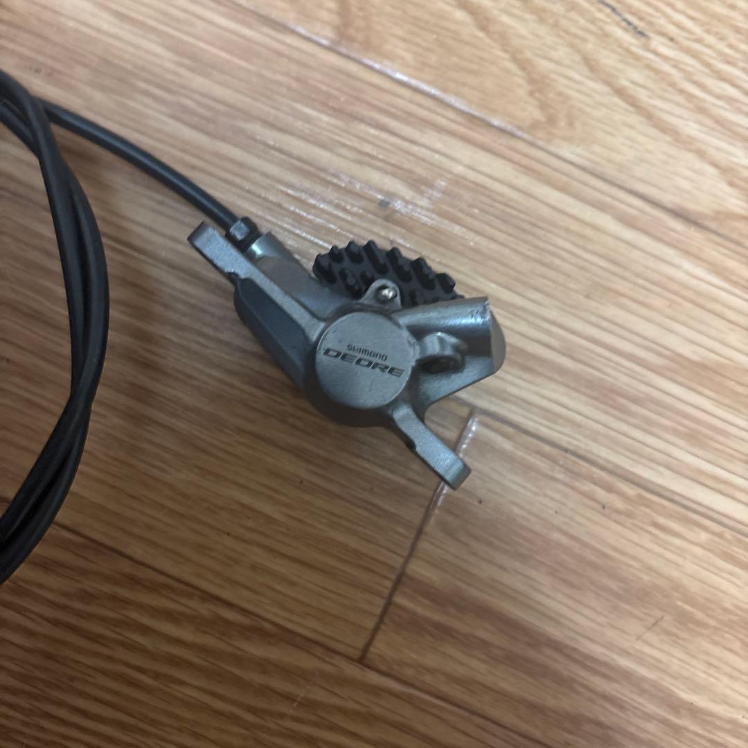 SHIMANO DEORE メタルパッド付き