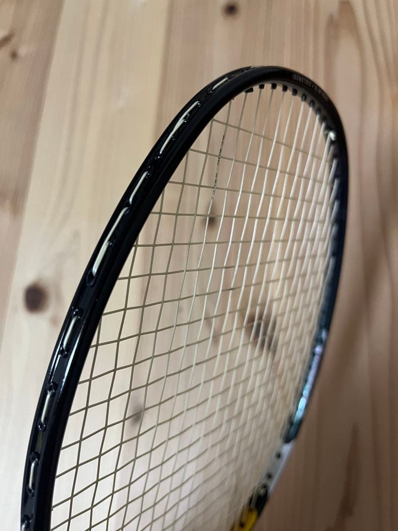 美品YONEX ヨネックスNANOSPEEDナノスピード8000後期廃番65