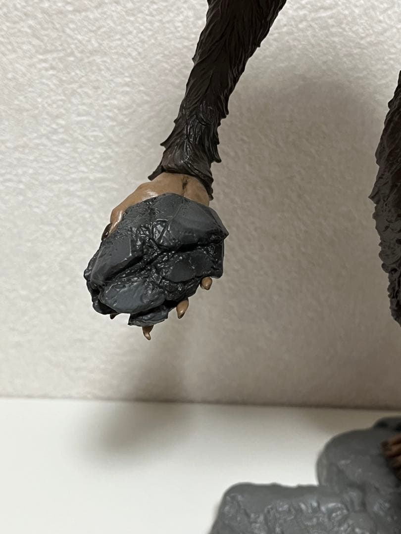 一番くじ 進撃の巨人　獣の巨人　リヴァイ　A賞　B賞　フィギュア