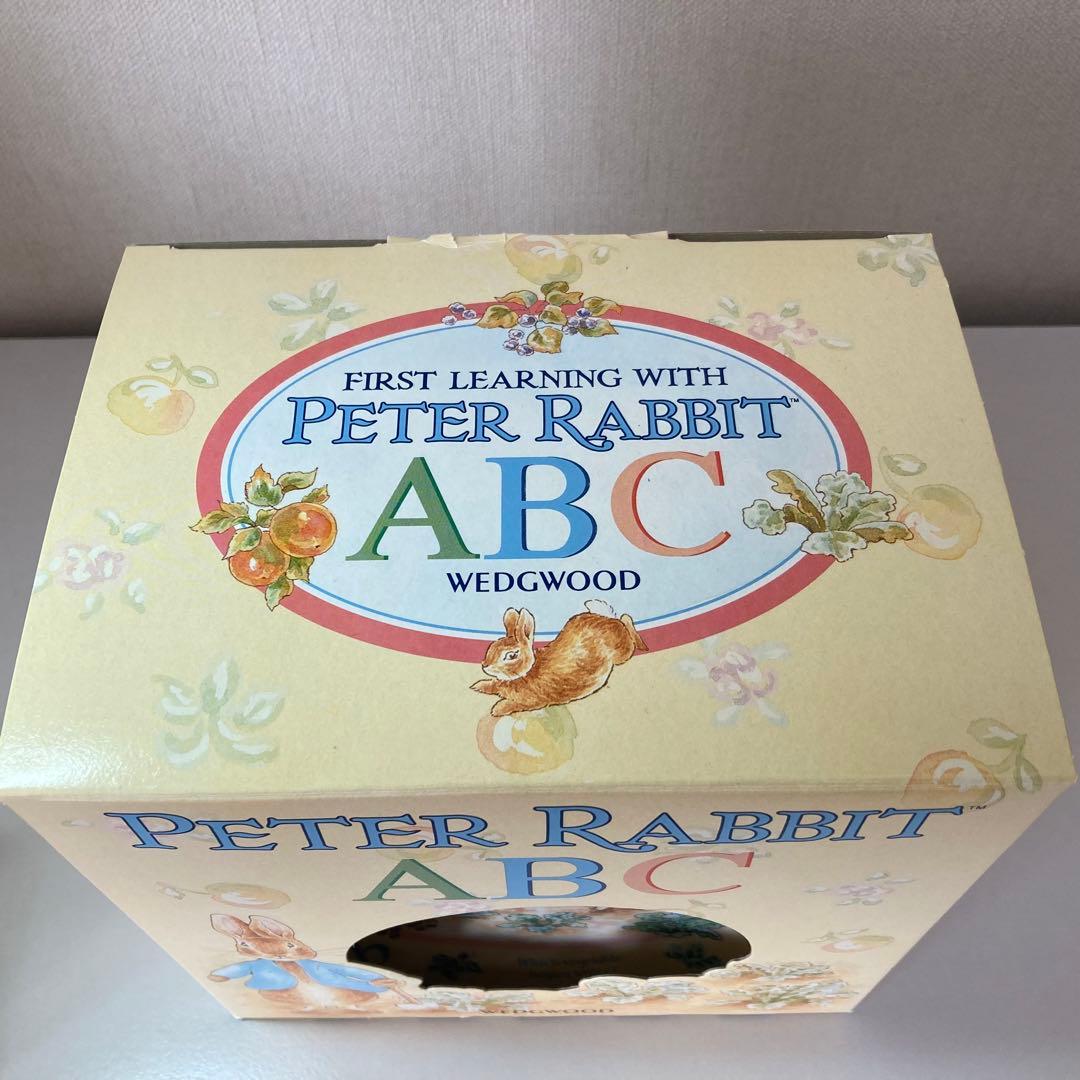 【新品未使用】ウェッジウッド Peter Rabbit ABC 食器セット　元箱