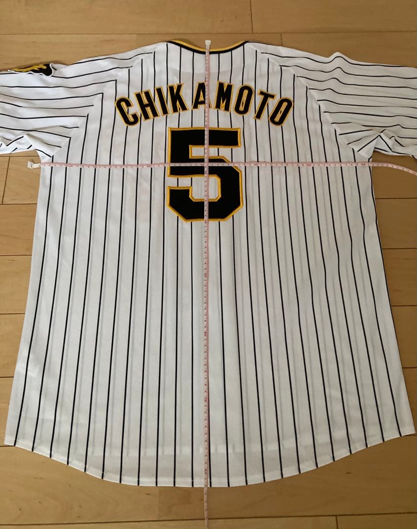 阪神タイガース　レプリカ　ユニフォーム　近本光司　Ｏサイズ