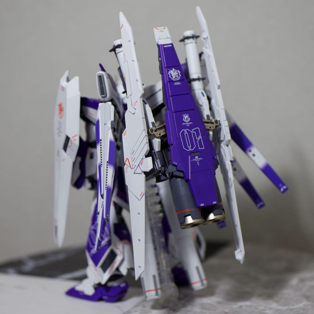 完成品　MG 1/100 Hi-νガンダム　HWS