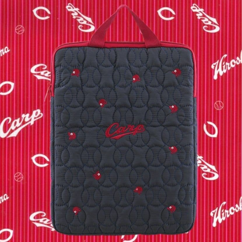 カープパソコンケース！限定新グッズ完売品！