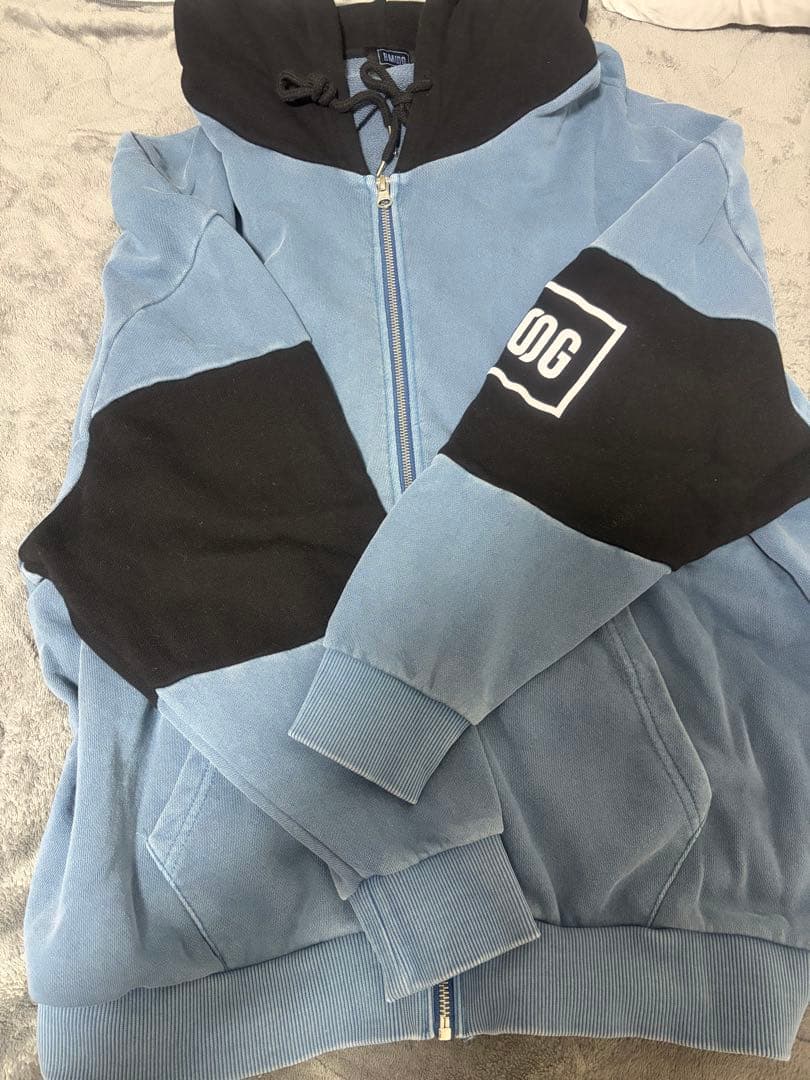 BMSG ツートンジップパーカー BLUE BASIC