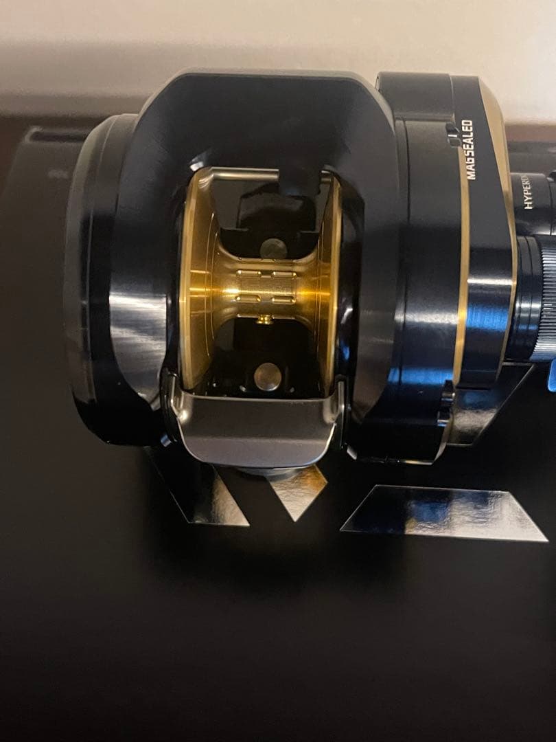ダイワ　25ソルティガ300 右巻き　未使用品