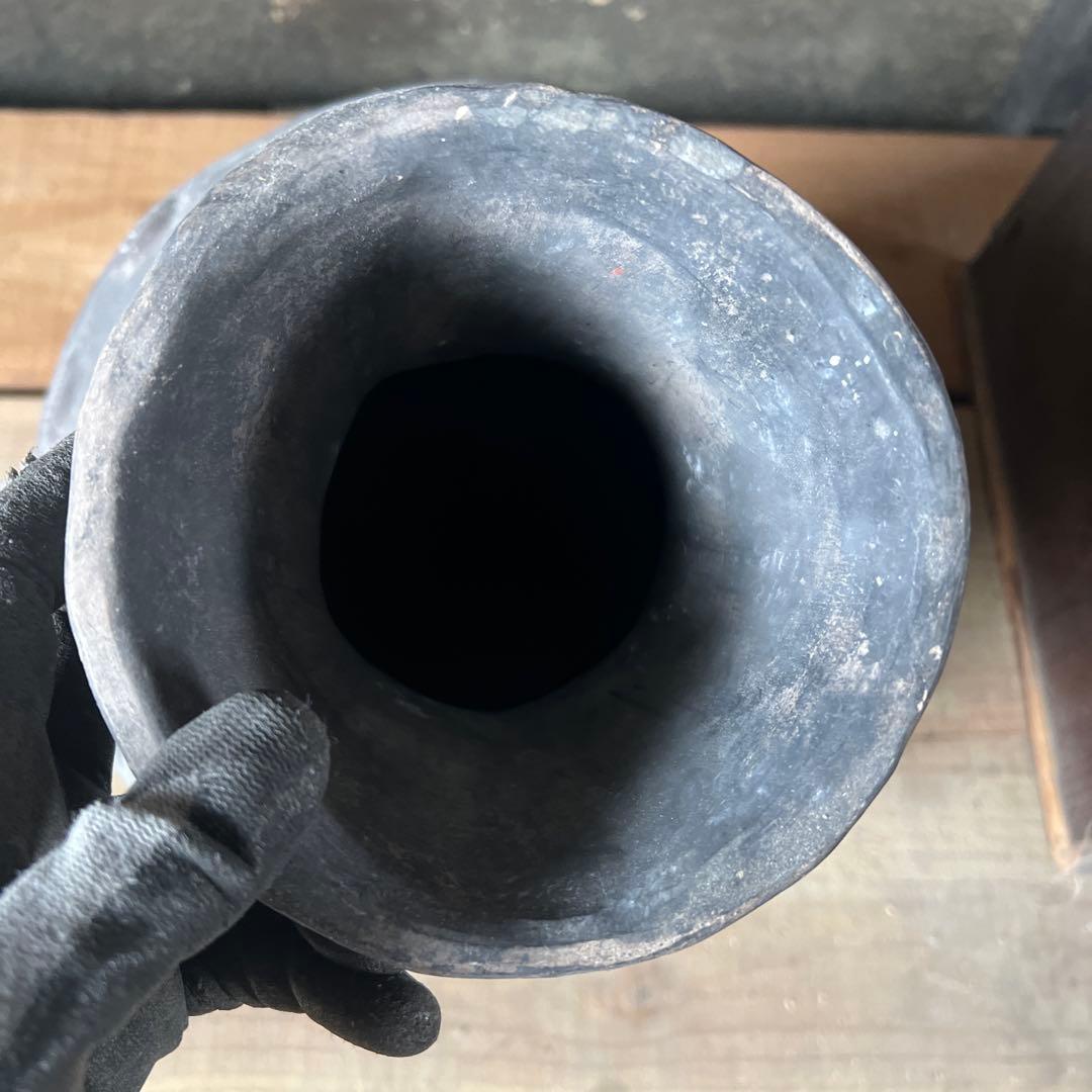 実家整理 土器のような壺