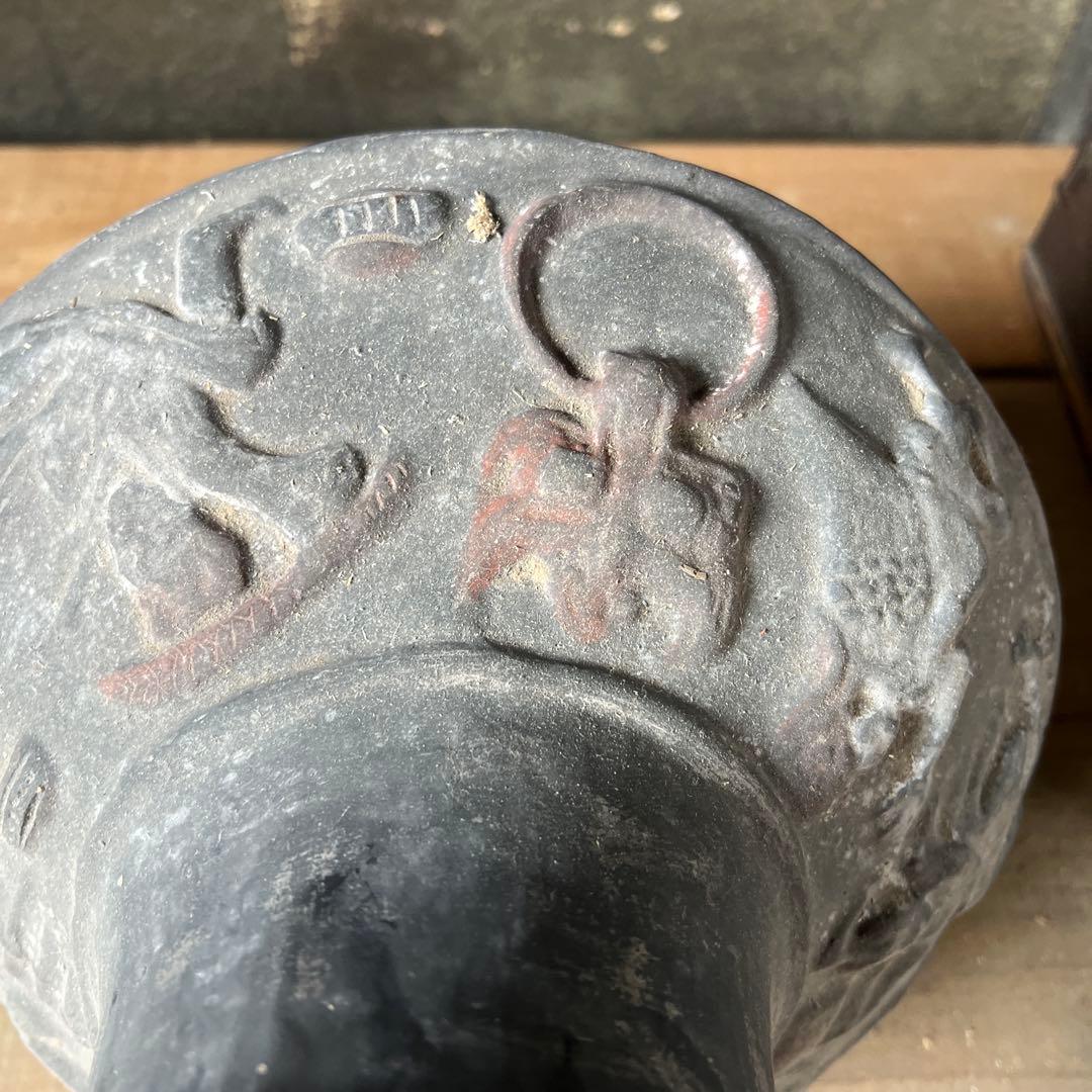実家整理 土器のような壺