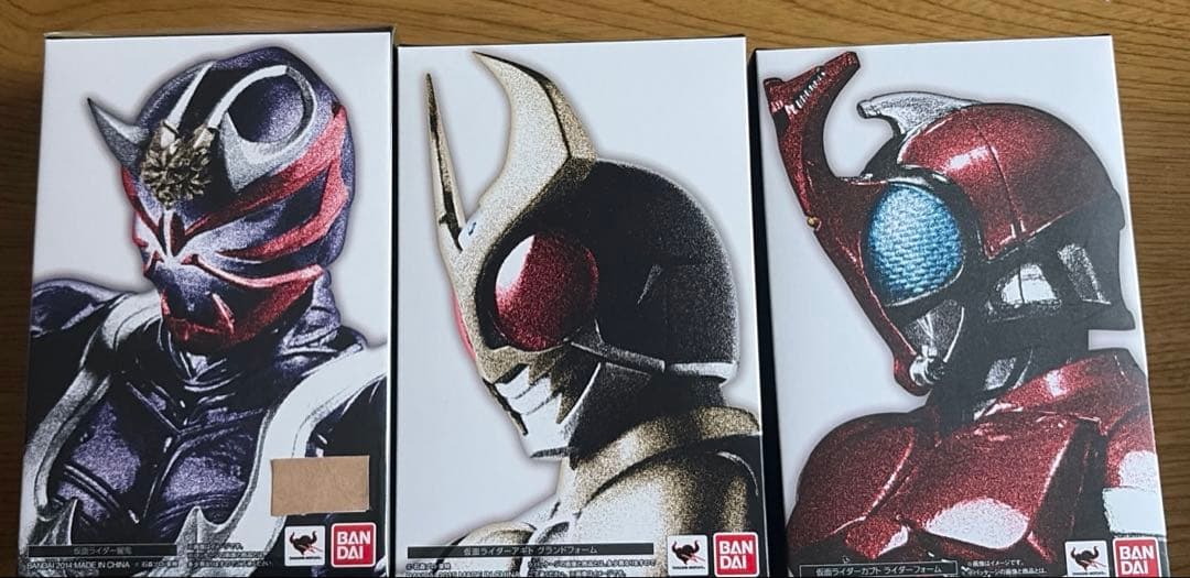 ＳＨフィギュアーツ真骨頂　仮面ライダー響鬼　アギト　カブト　3体セット