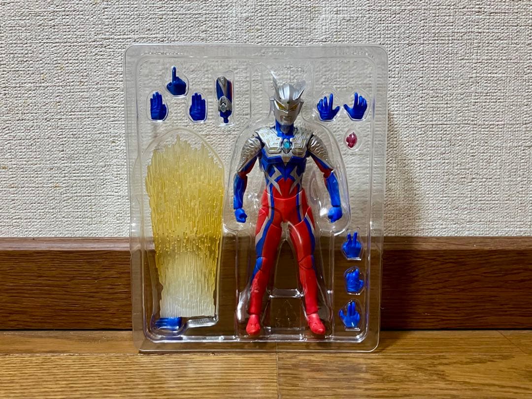 S.H.Figuarts ウルトラマンゼロ/ダイナ/コスモス 3体セット